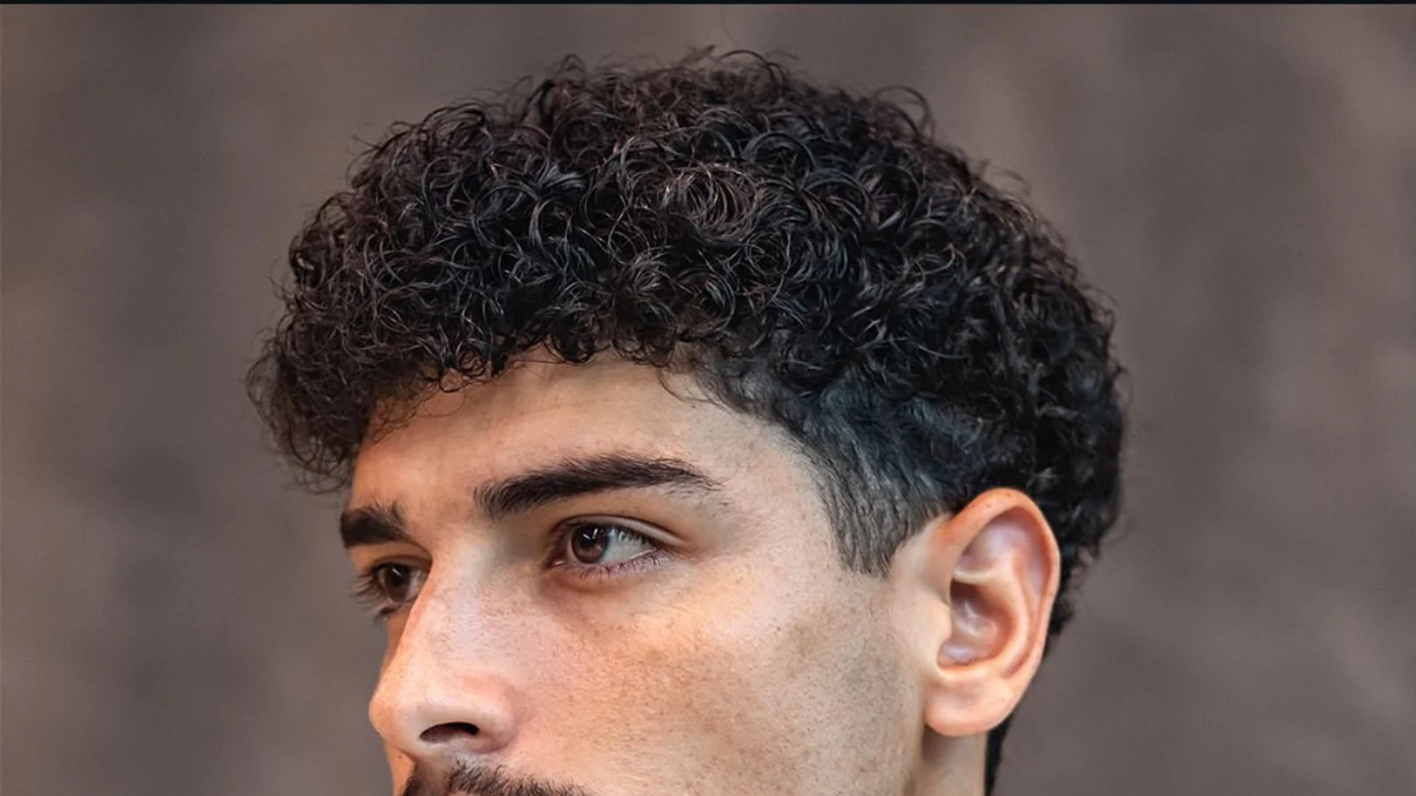 Men's curly fade haircut at Blend Beauty Artisans, Capel Street Dublin